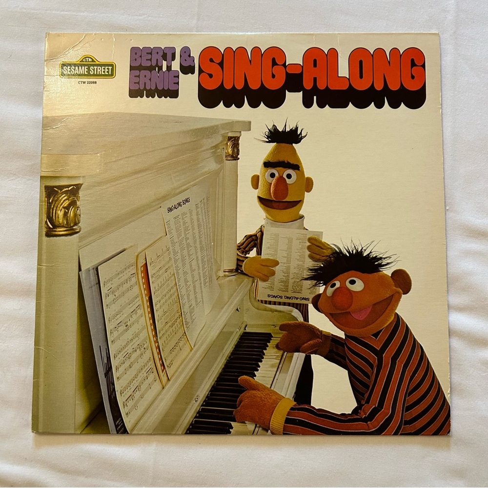 💽 2 for $20 - Sesame Street Classic Vinyl